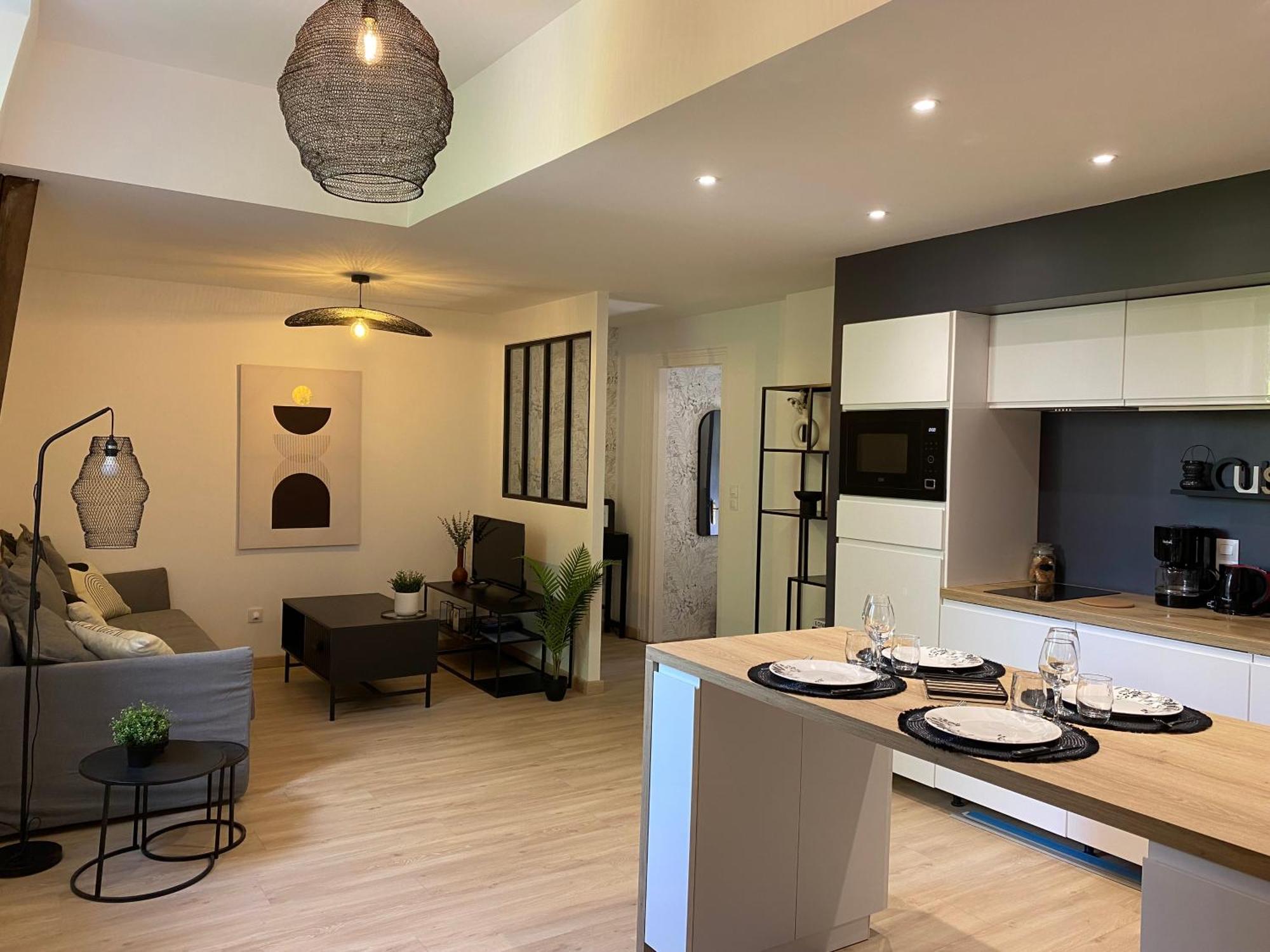 L'Atelier D'Arches Apartment Charleville-Mezieres Luaran gambar