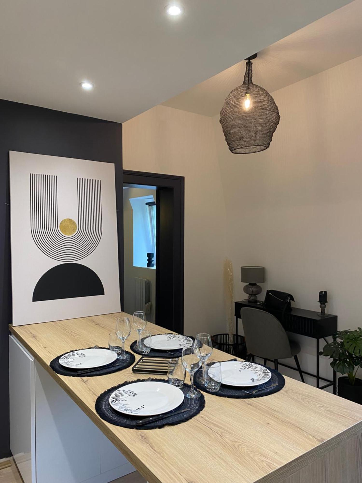 L'Atelier D'Arches Apartment Charleville-Mezieres Luaran gambar